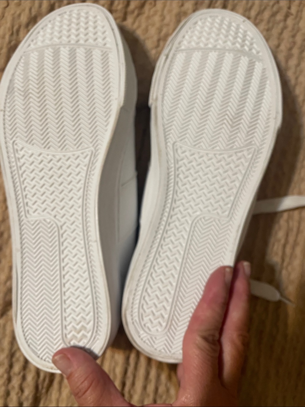Classic White Women's Low-Top Sneakers - Picture 4 of 4